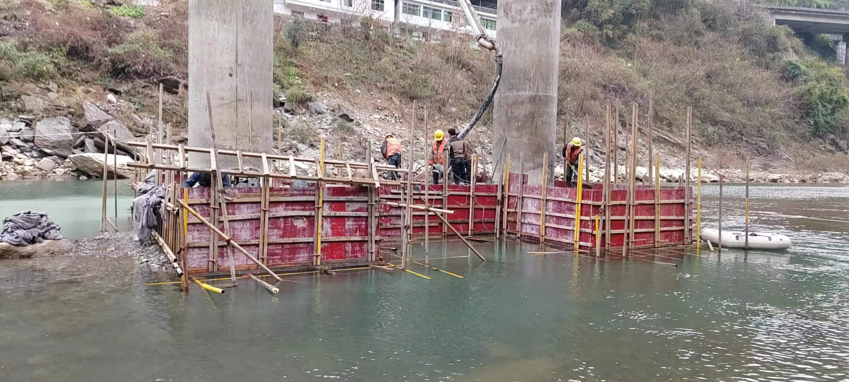 石河子水利工程施工中堤坝渗漏原因以及防渗加固技术